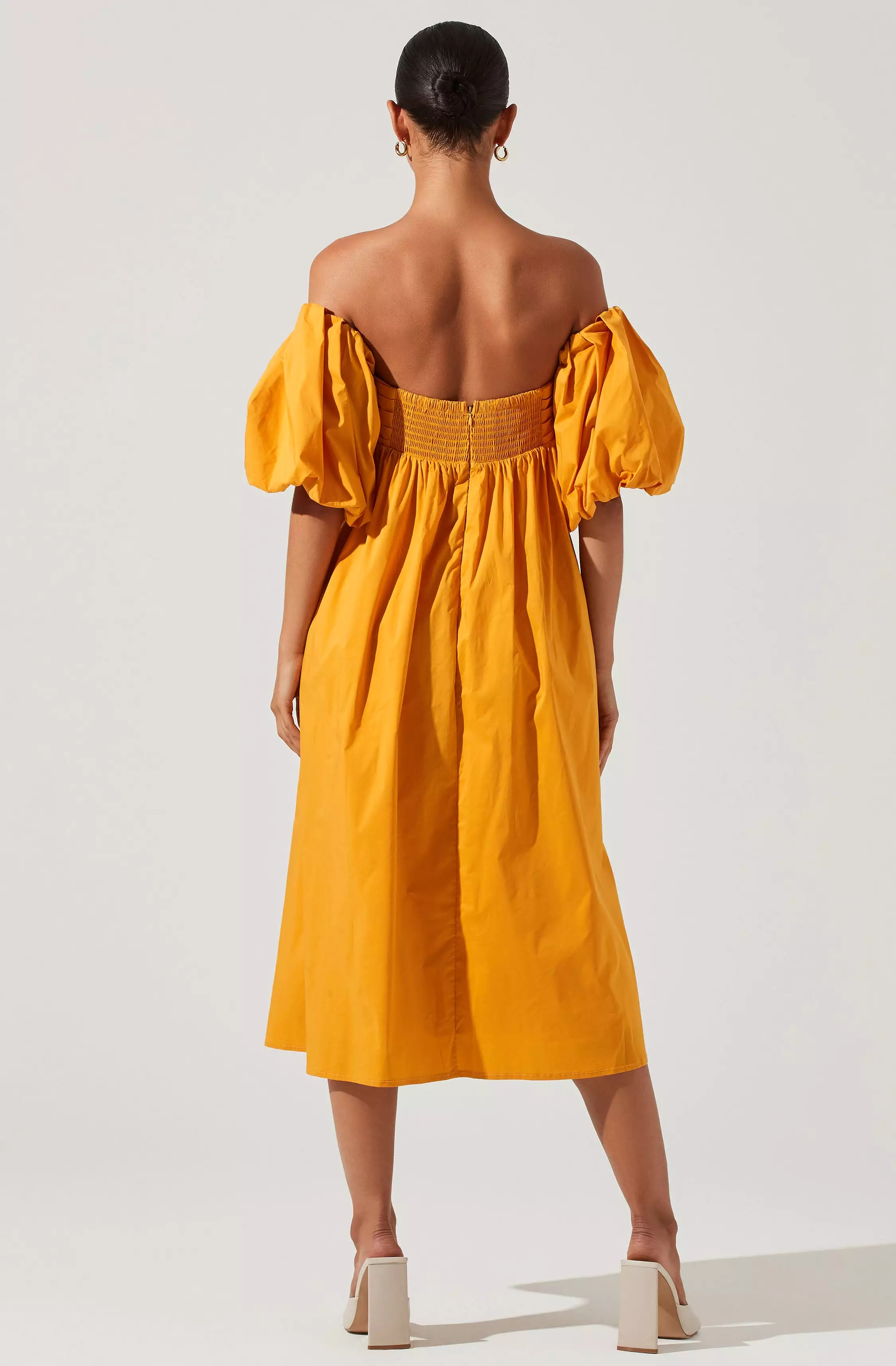 Carlin Off Shoulder Puff Sleeve Midi Dress