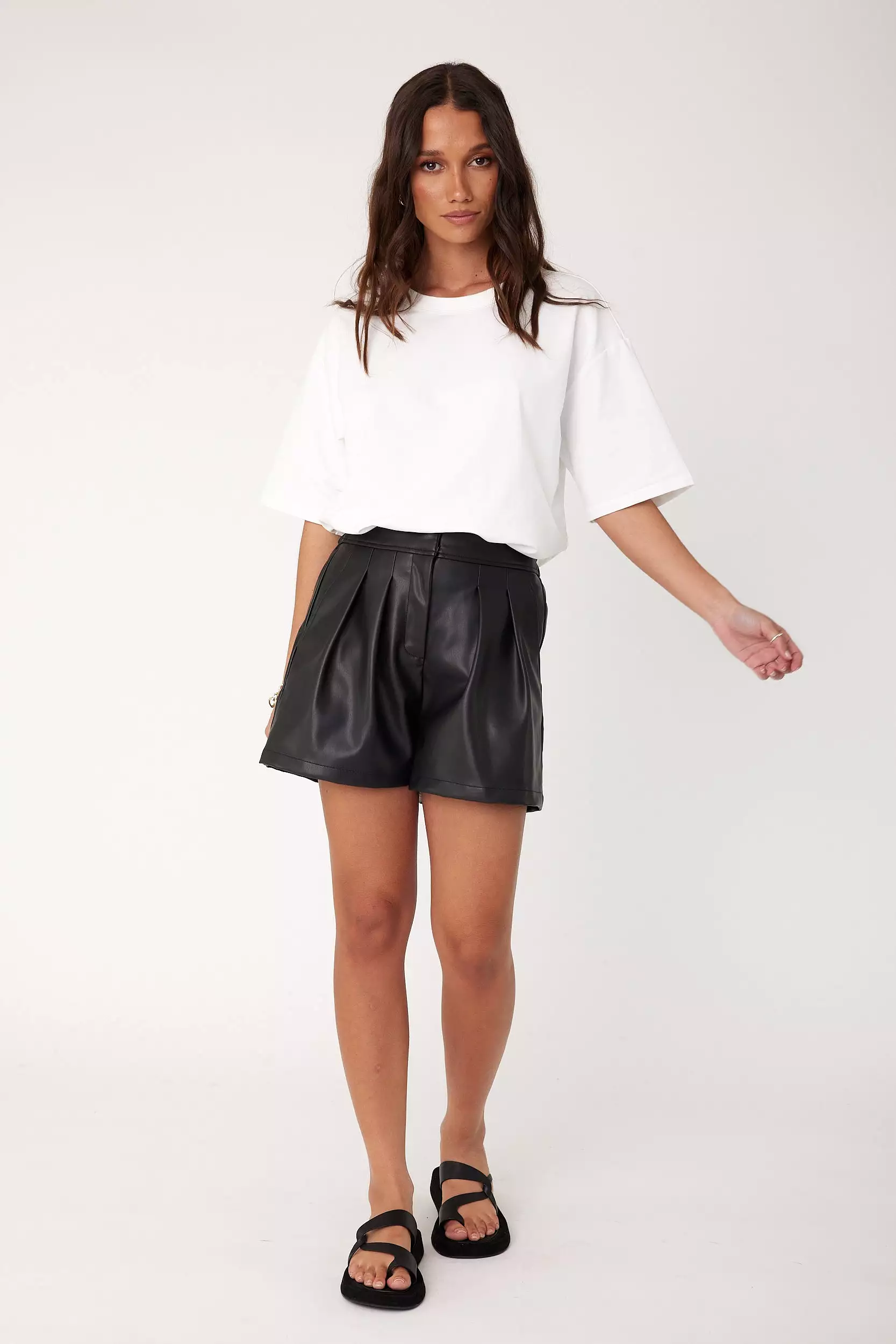 CREMA Shorts Black