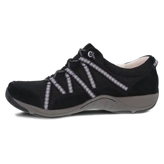 Dansko Harlyn: Black Suede Sneaker 