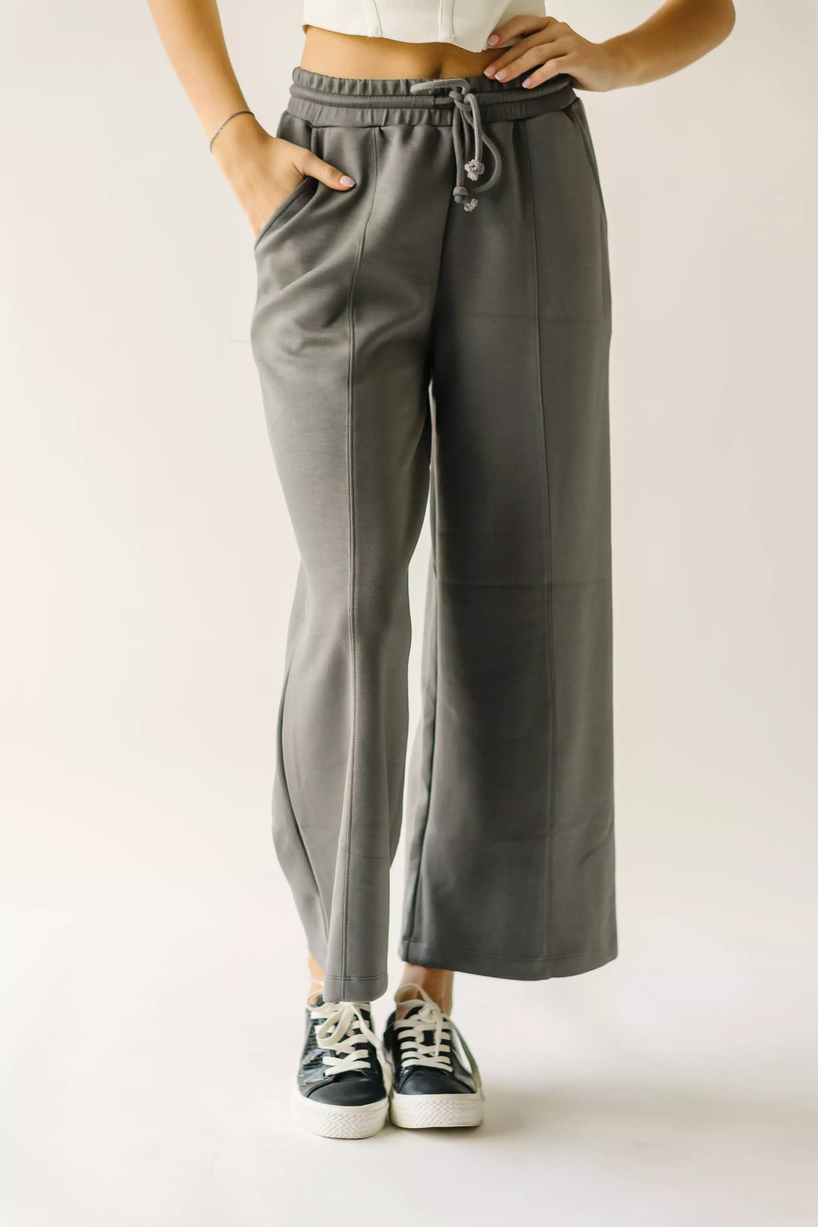 The Mazzara Wide Leg Pant in Charcoal