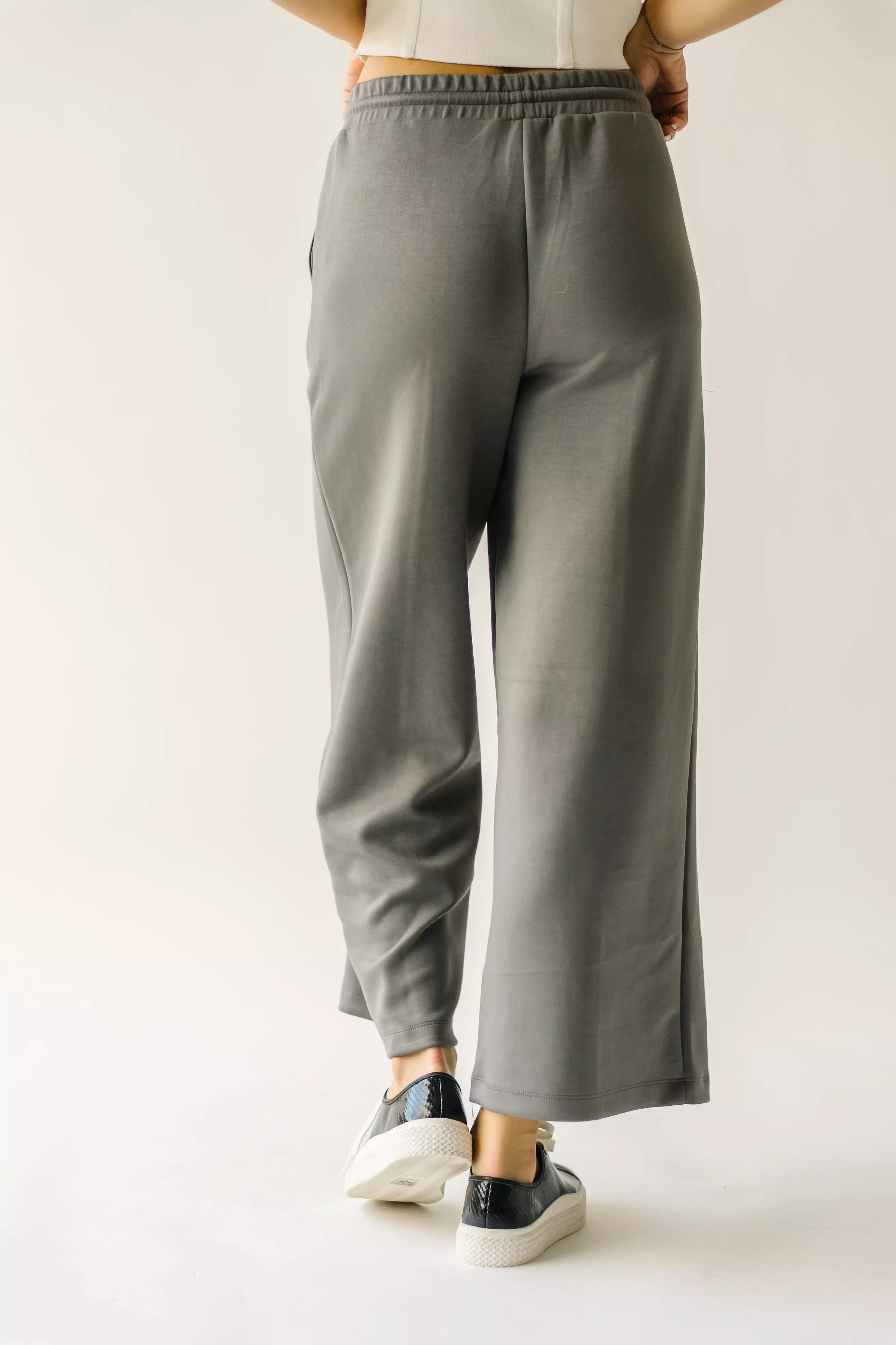 The Mazzara Wide Leg Pant in Charcoal